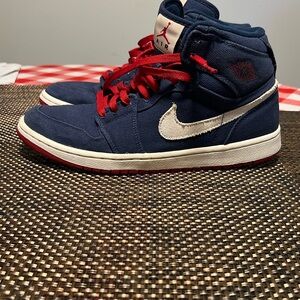 Nike air Jordan canvas high tops size 10.5 men's